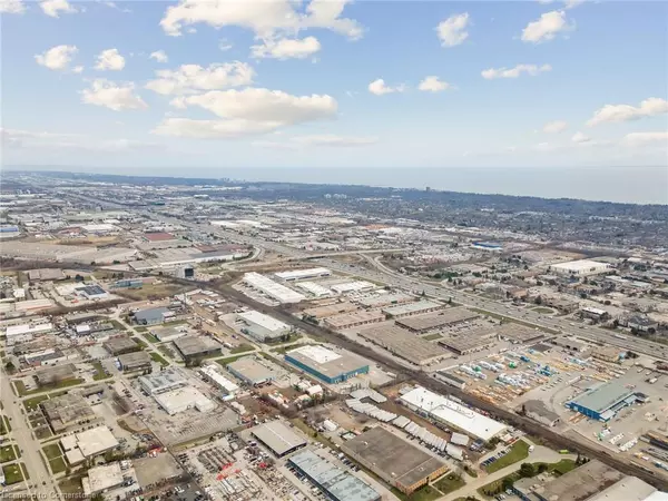 Burlington, ON L7M 1A5,3230 Mainway