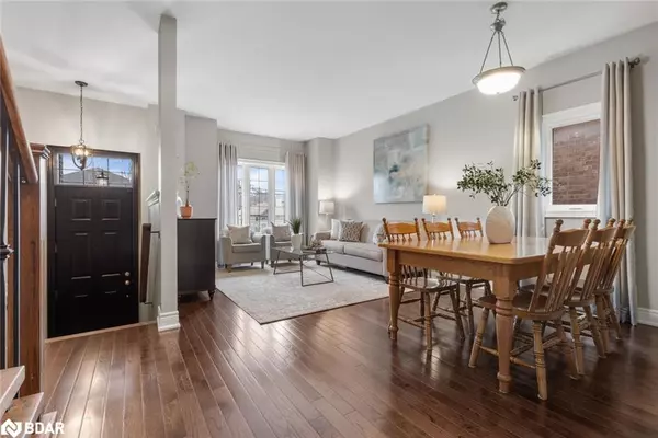 Etobicoke, ON M8W 1S3,45 Elder Avenue