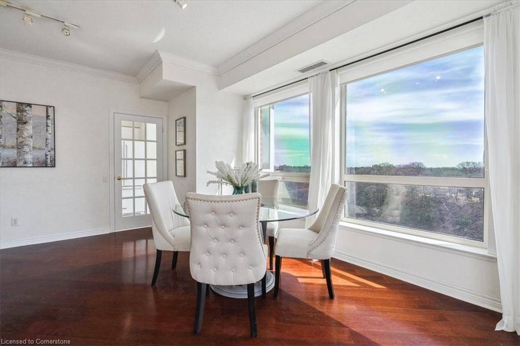 Oakville, ON L6J 7V9,60 Old Mill Road #603
