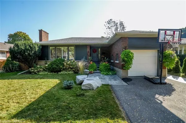 23 West Hampton Road, St. Catharines, ON L2T 3E6