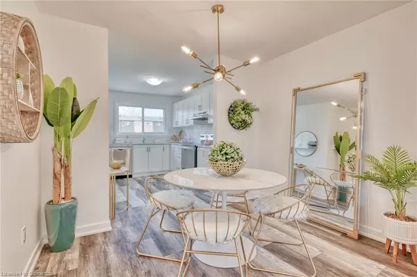 Hamilton, ON L8W 1M6,20 Anna Capri Drive #28