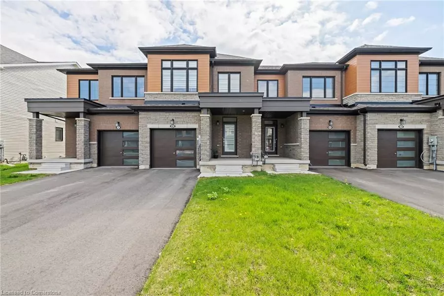 42 Concord Drive, Thorold, ON L2V 0K9