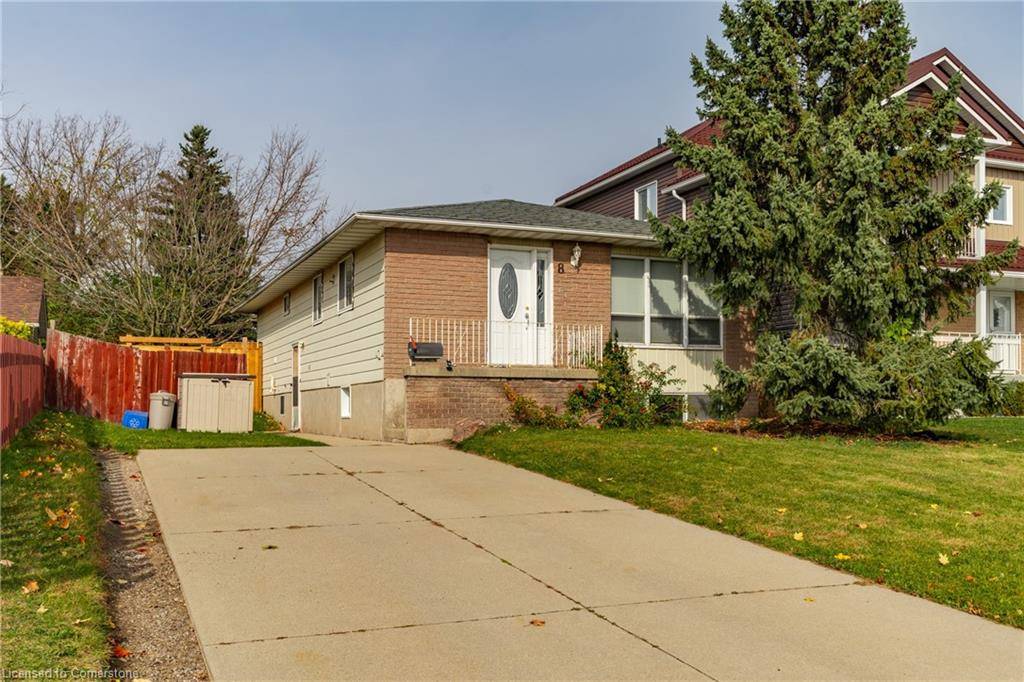 8 Sekura Place #Lower, Cambridge, ON N1R 7G3