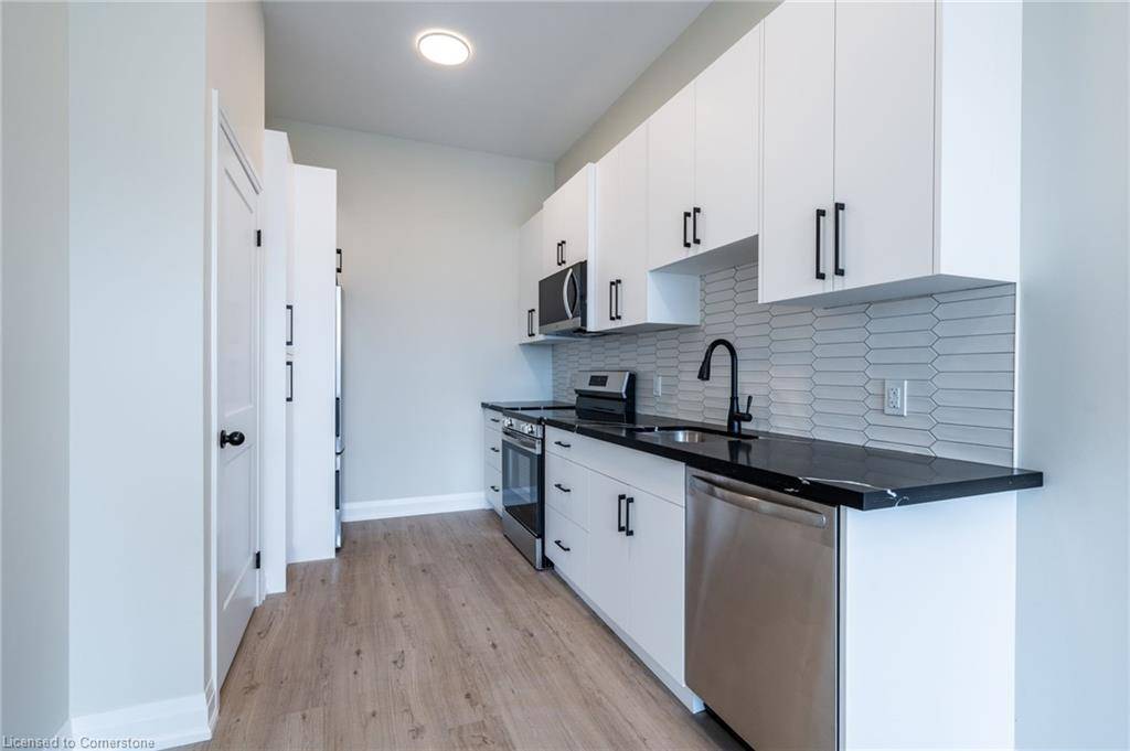 Hamilton, ON L8T 2K8,732 Eleventh Avenue #A