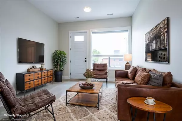 Hamilton, ON L8T 2K8,732 Eleventh Avenue #A