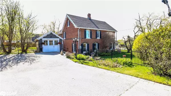 Barrie, ON L4M 1C8,36 Shanty Bay Road