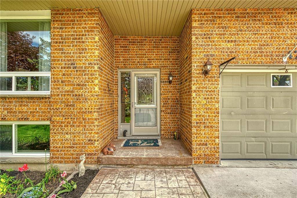 Jarvis, ON N0A 1J0,47 Marley Crescent