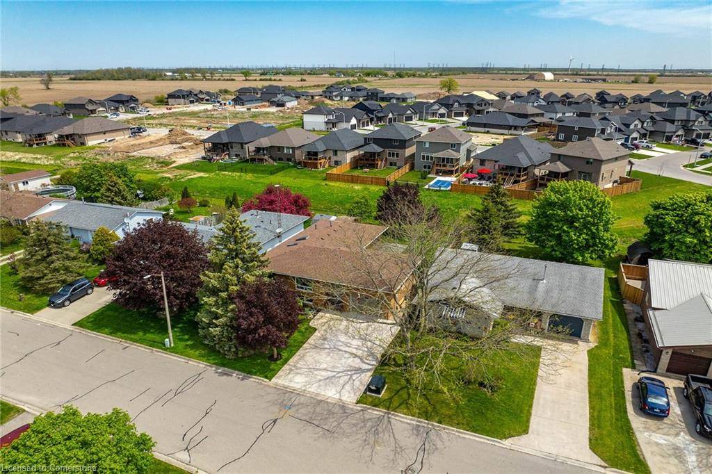 Jarvis, ON N0A 1J0,47 Marley Crescent