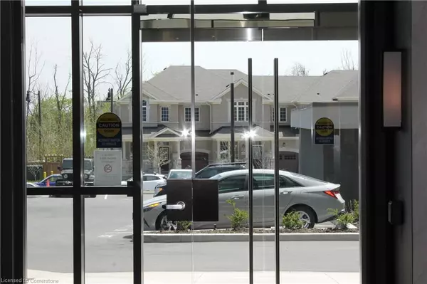 Waterdown, ON L0R 2H4,470 Dundas Street E #109