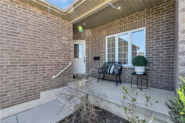 Listowel, ON N4W 0E2,132 Krotz Street E