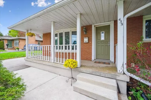 Fergus, ON N1M 2B7,435 Scotland Street