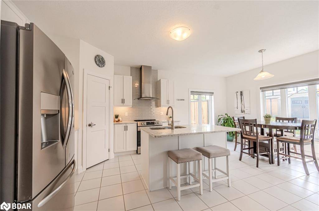 Barrie, ON L4N 6H2,45 Pennell Drive