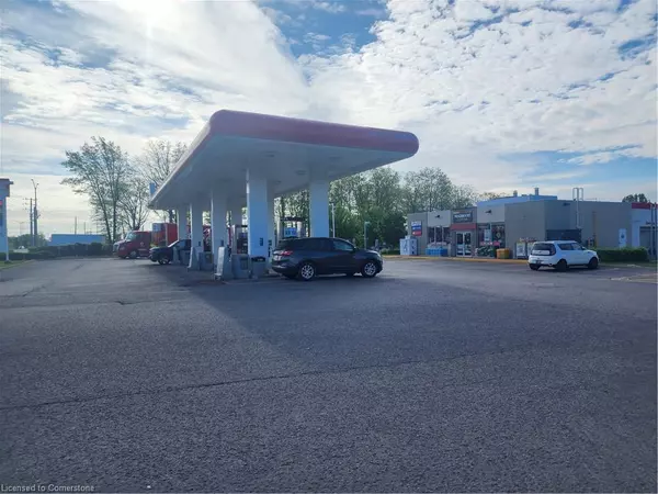 Niagara Falls, ON L2H 3N3,8056 Mcleod Road