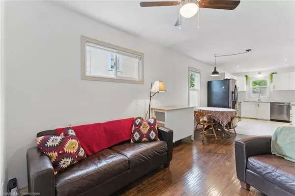 Welland, ON L3B 1N5,104 Scholfield Avenue S