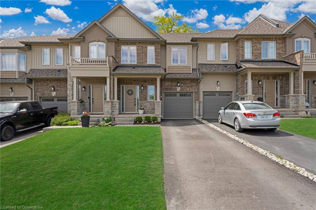 15 Dennis Drive, Smithville, ON L0R 2A0