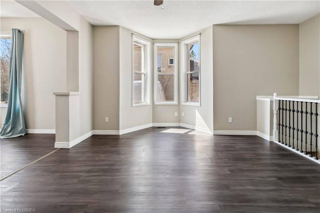 Brantford, ON N3S 4B6,160 Nelson Street