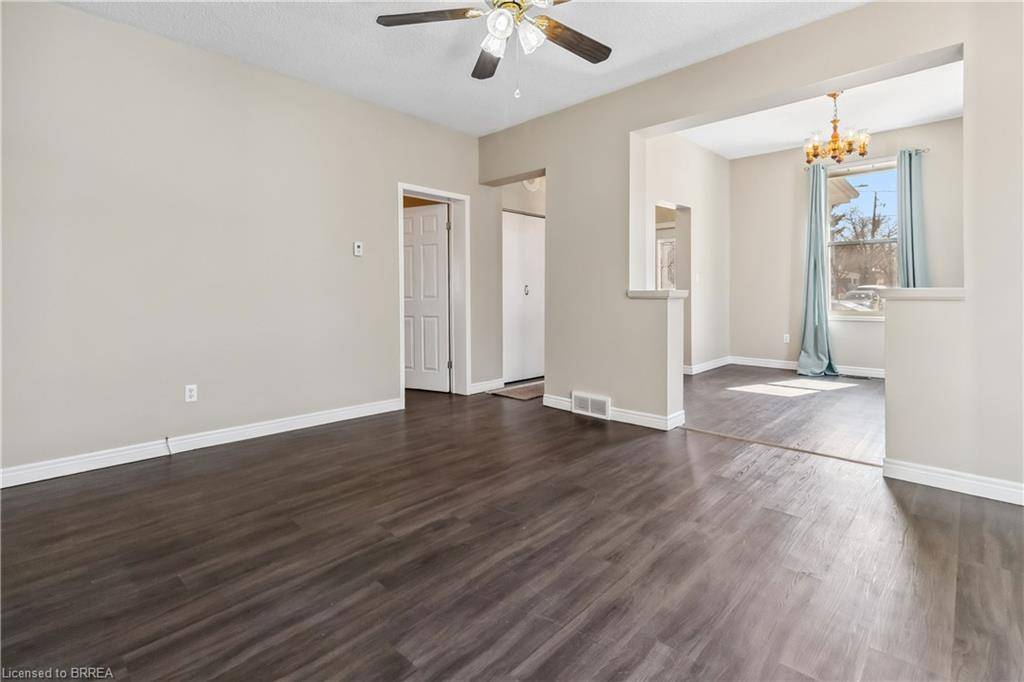 Brantford, ON N3S 4B6,160 Nelson Street