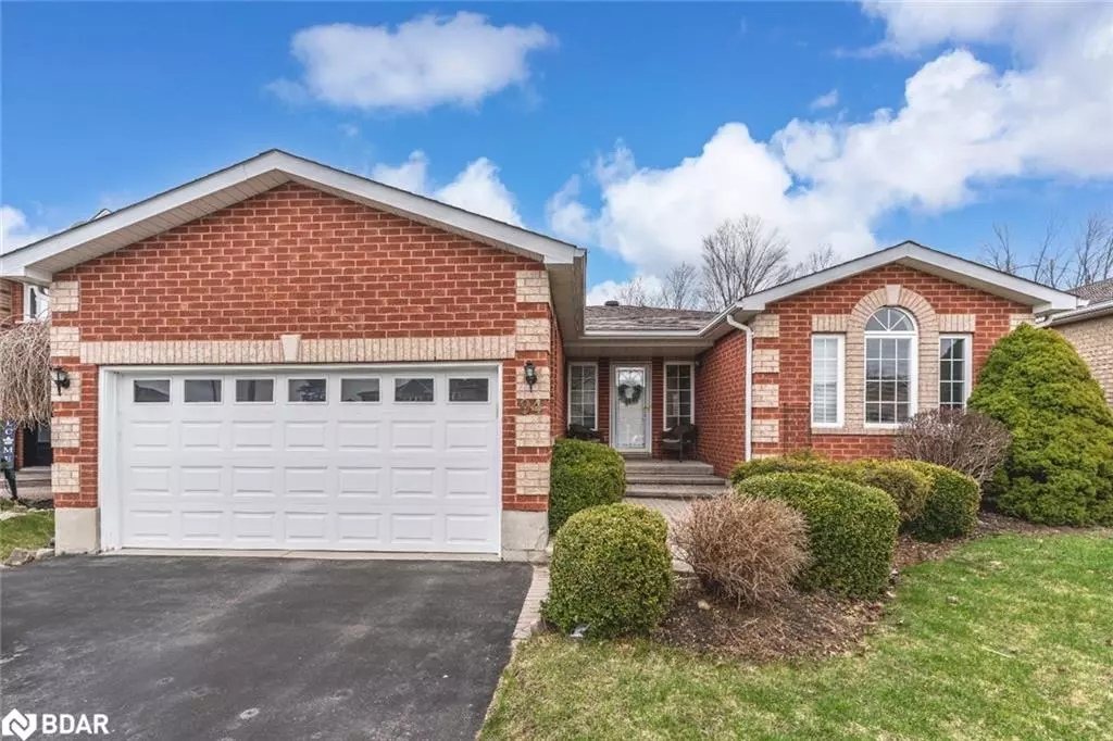 Barrie, ON L4M 6P1,94 Crompton Drive