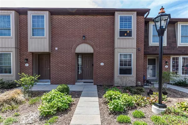 3035 Glencrest Road #90, Burlington, ON L7N 3K1