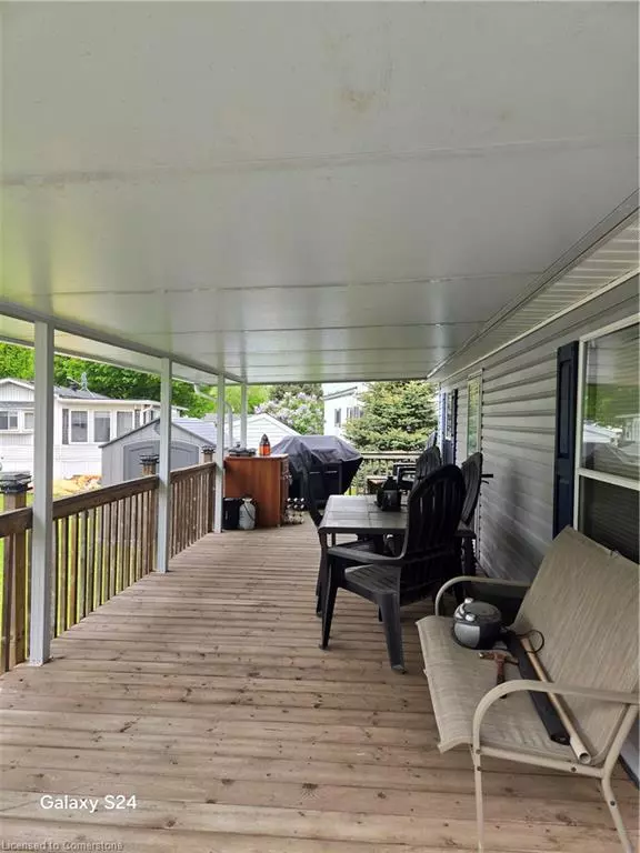 Ancaster, ON N0B 1J0,2490 Governors Road #34 Second