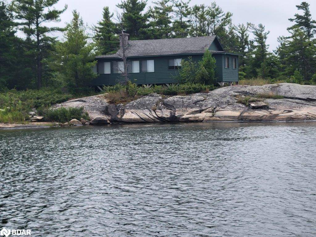 Pointe Au Baril, ON P0G 0A3,1 A510 Island