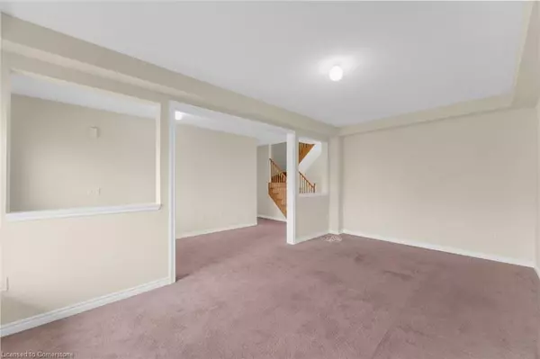 Dundalk, ON N0C 1B0,25 Todd Crescent W