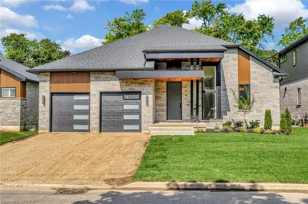 161 Parkside Drive, Brantford, ON N3T 0S9