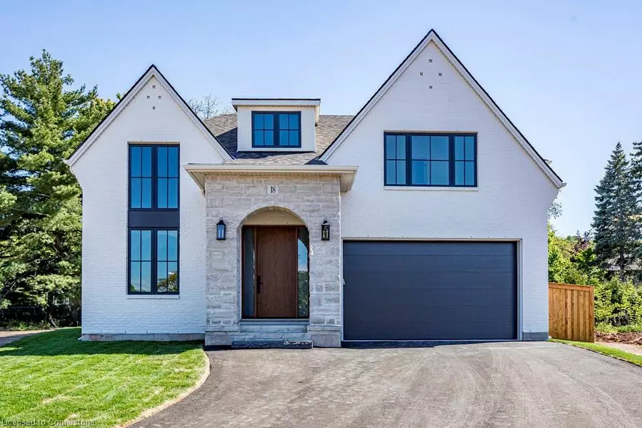 18 Teeter Place, Grimsby, ON L3M 1P6