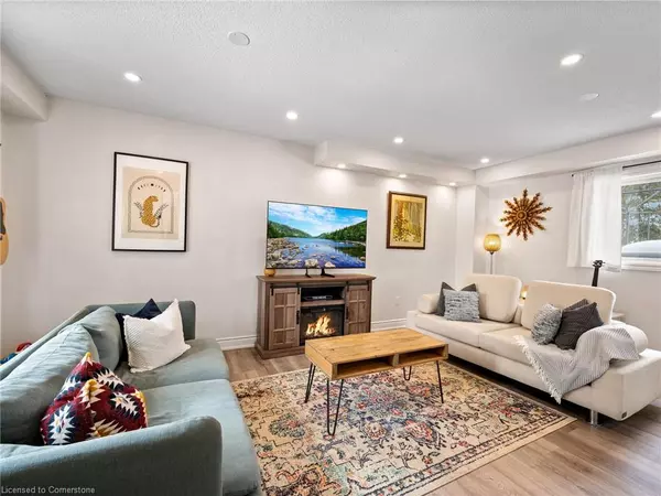 New Tecumseth, ON L0G 1A0,6 Dugdale Avenue