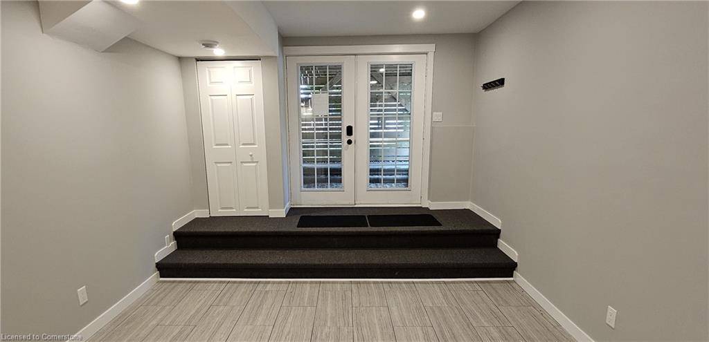 Ayr, ON N0B 1E0,14 Nith River Court #BASEMENT