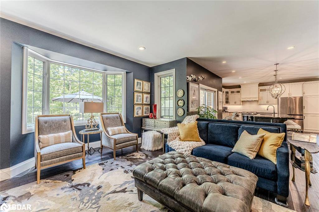 Oro-medonte, ON L0L 2L0,9 Fairway Court