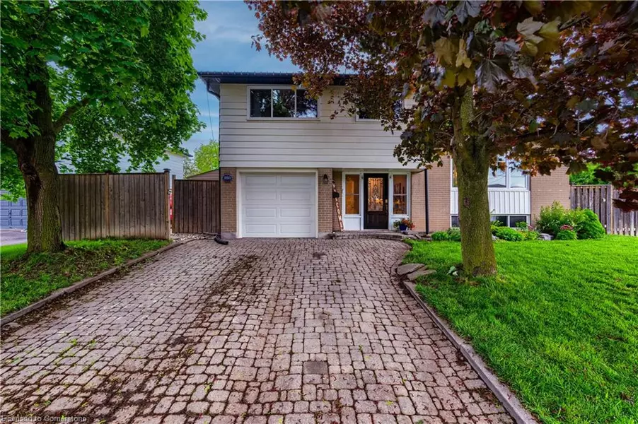 193 Delrex Boulevard, Georgetown, ON L7G 4E4