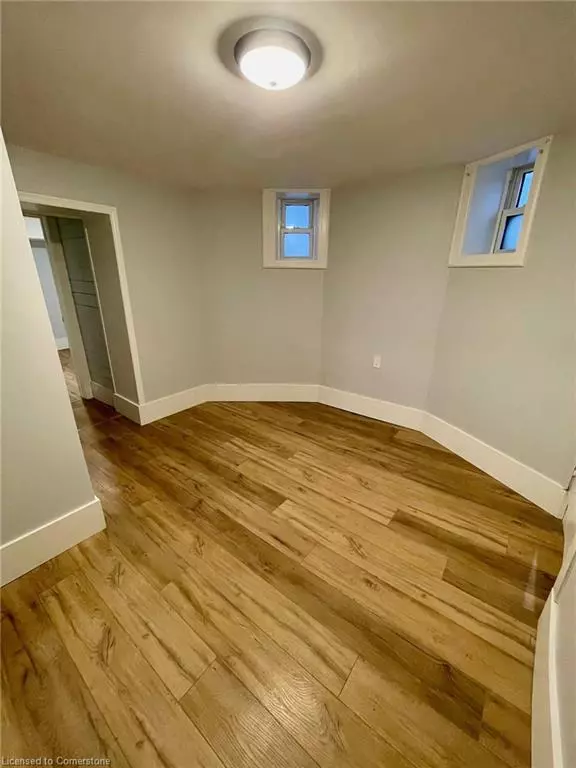 Kitchener, ON N2H 3A2,63 Cameron Street N
