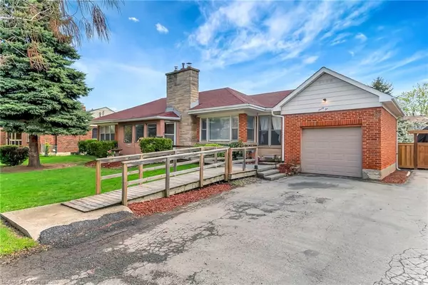 96 Gray Road, Stoney Creek, ON L8G 3V1