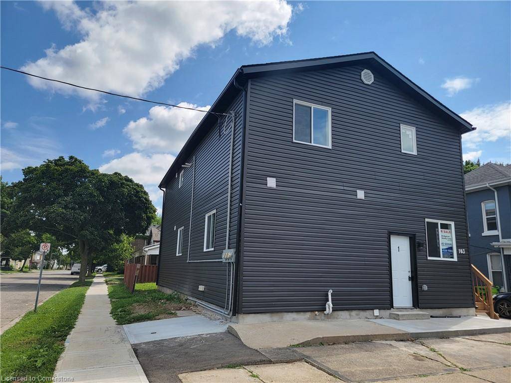 103 Peel Street #2, Brantford, ON N3S 5M3