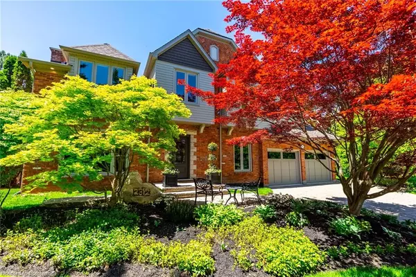 Burlington, ON L7P 4V2,2312 Hoover Court