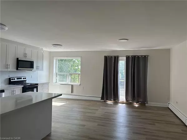 Welland, ON L3C 3B7,579 Clare Avenue #507