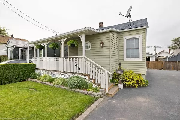 Hamilton, ON L8H 5L2,365 Strathearne Avenue