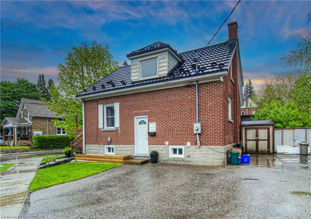 Kitchener, ON N2H 4G4,19 Ellis Avenue