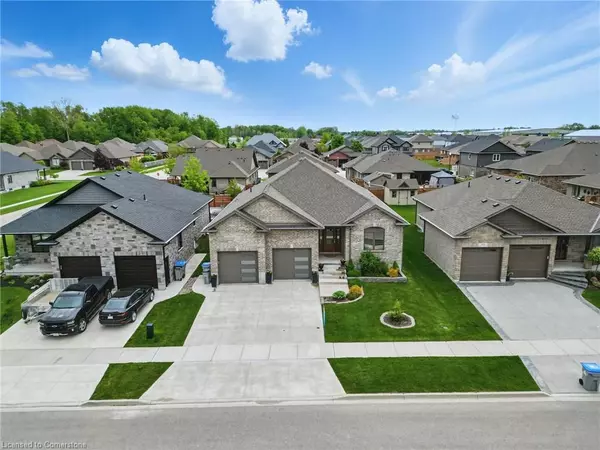 107 Forbes Crescent, Listowel, ON N4W 0B4