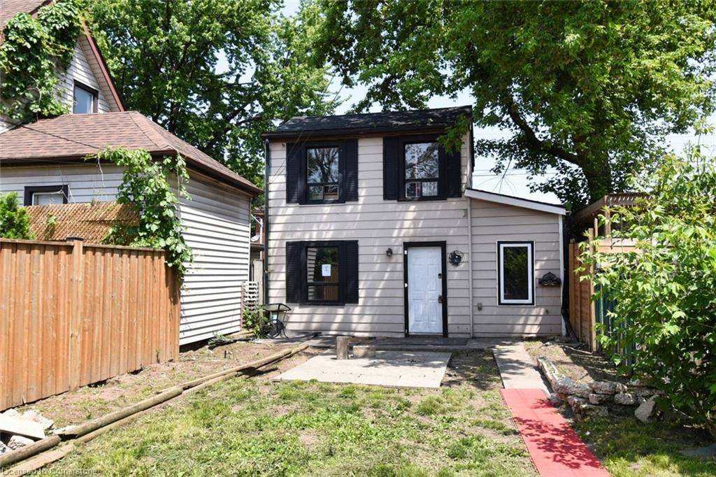 5 Nightingale Street, Hamilton, ON L8L 1R5
