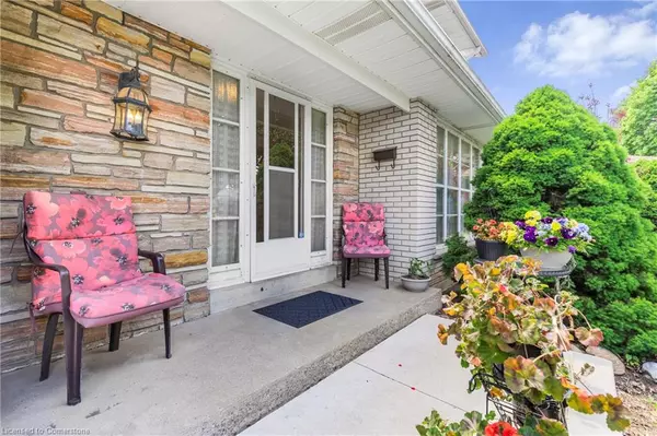 Stoney Creek, ON L8G 3V4,17 Ramsgate Drive