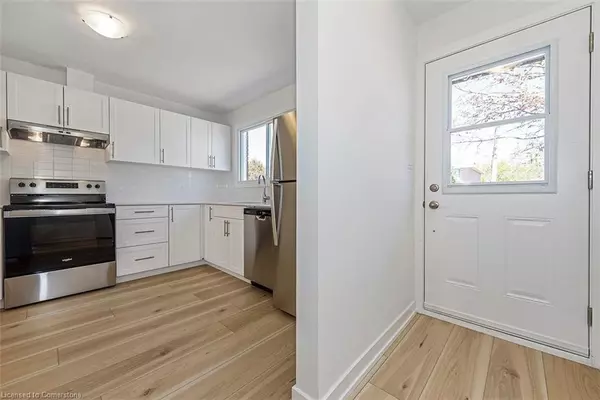 Hamilton, ON L8W 1M6,20 Anna Capri Drive #1