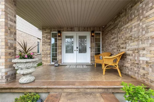 Guelph, ON N1E 0C8,33 Davis Street
