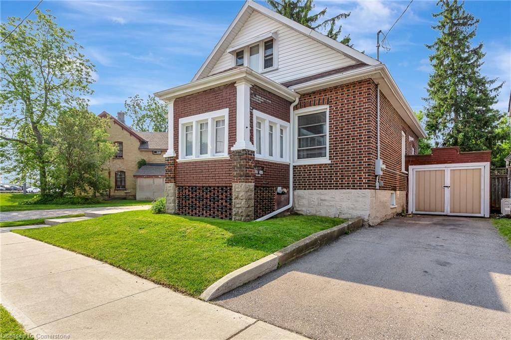 Cambridge, ON N1R 1E2,8 Wright Avenue