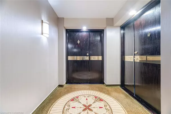Mississauga, ON L5L 4M2,1700 The Collegeway #710