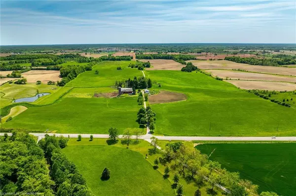 1216 Sawmill Road, Ancaster, ON L9G 3L1