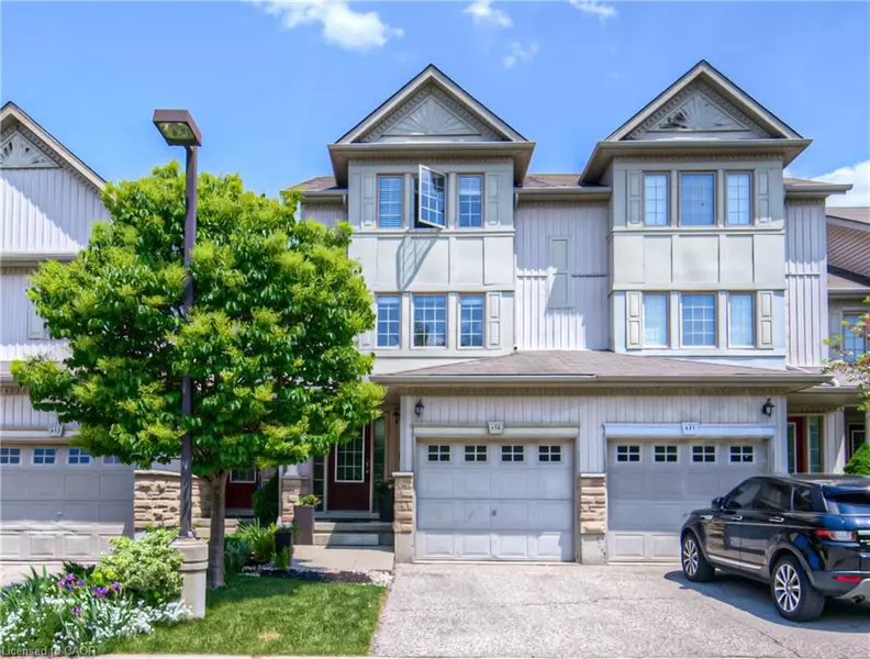 85 Bankside Drive #E32, Kitchener, ON N2N 3M4