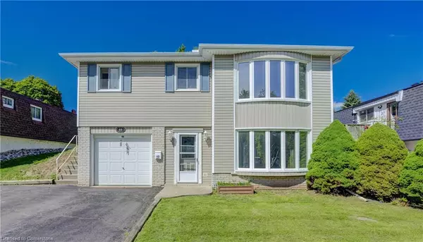 40 Meadowbrook Drive, Kitchener, ON N2N 1E6