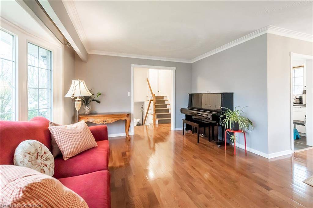 Burlington, ON L7N 2A7,227 Walden Drive